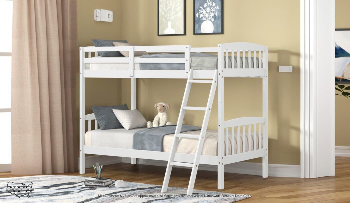 Twin / Twin Wood Bunkbed